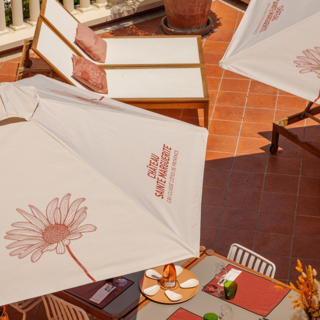 043-monte-carlo-bay-scaled-carre